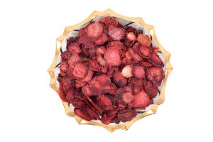 توت فرنگی خشک