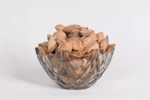 بادام پوست کاغذی خام