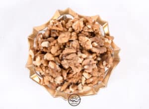 مغز گردو شکسته تویسرکان