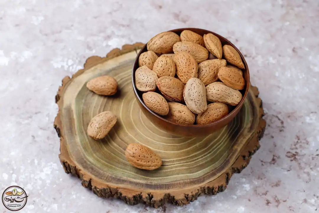 بادام تلخ و شیرین درختی